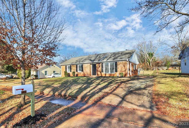 Property image 2 at 3701 Firestone Drive, Charlotte, NC 28216