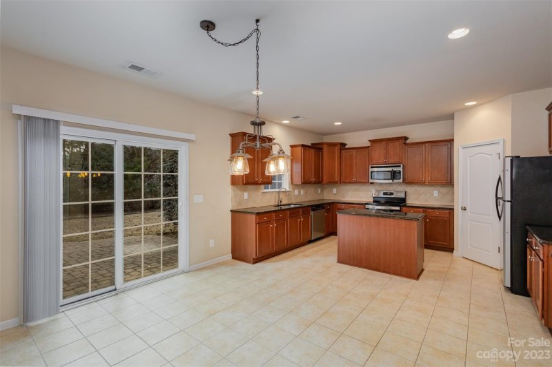 Property image 5 at 1066 Mclaren Drive, Belmont, NC 28012