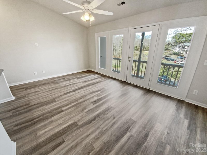 Property image 4 at 6120 Meadow Rose Lane, Charlotte, NC 28215