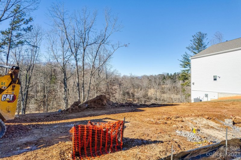 Property image 3 at 914 Newport Court, Asheville, NC 28806