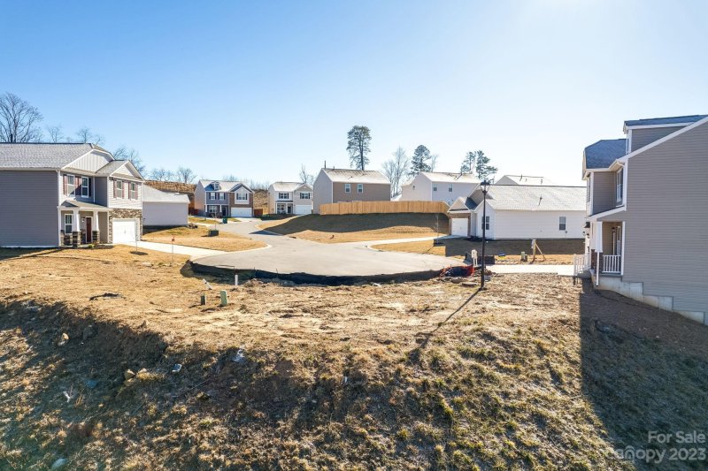 Property image 2 at 769 Fountain Park Boulevard, Asheville, NC 28806