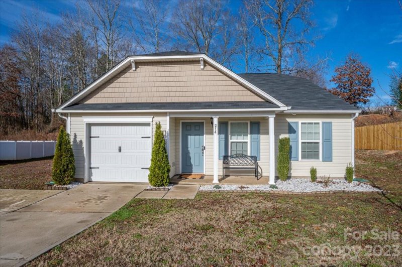Property image 2 at 214 Valerie Drive, Lincolnton, NC 28092