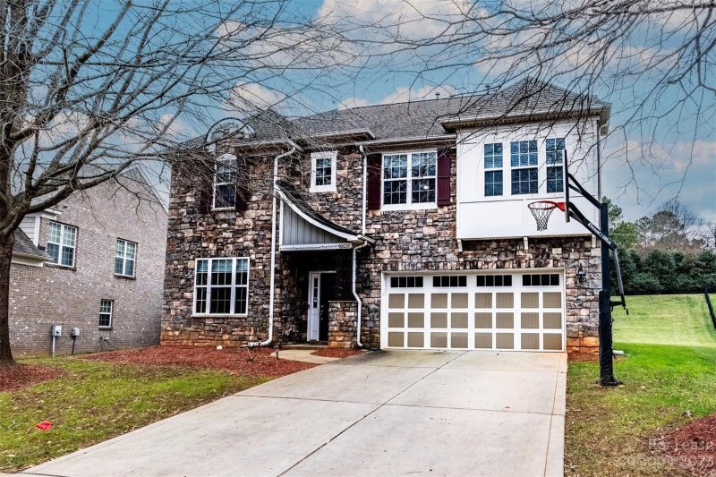 Property image 3 at 10034 Paxton Run Road, Charlotte, NC 28277