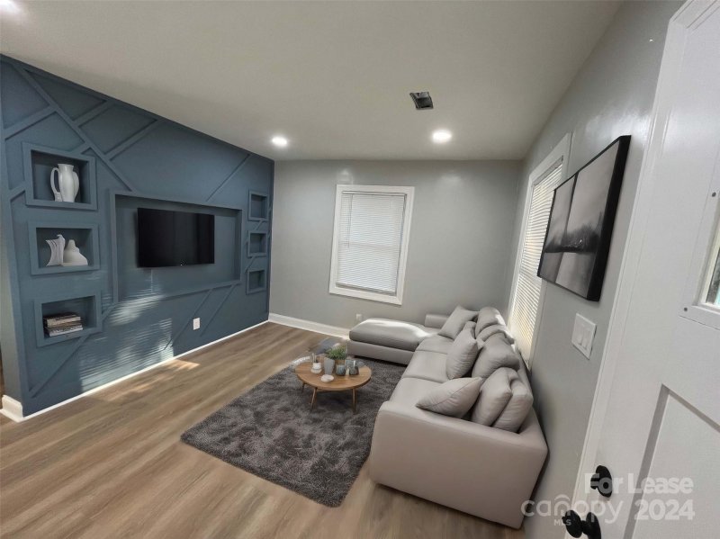 Property image 2 at 1601 Maribel Avenue, Charlotte, NC 28216