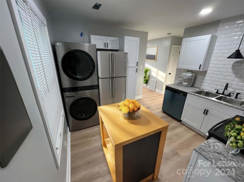 Property image 3 at 1601 Maribel Avenue, Charlotte, NC 28216