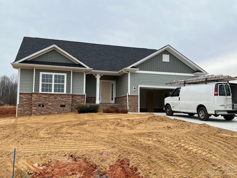 197 Mountain Island Drive