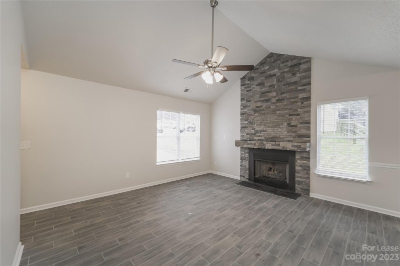 Property image 5 at 430 Cedarcroft Drive, Mooresville, NC 28115