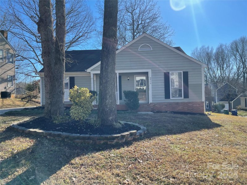 Property image 2 at 8906 Milton Morris Drive, Charlotte, NC 28227