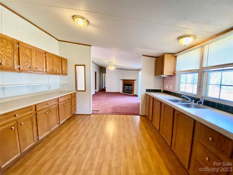 Property image 3 at 187 Deerchase Circle, Statesville, NC 28625