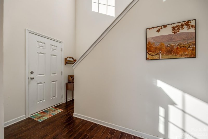 Property image 3 at 5537 Fenway Drive, Charlotte, NC 28273