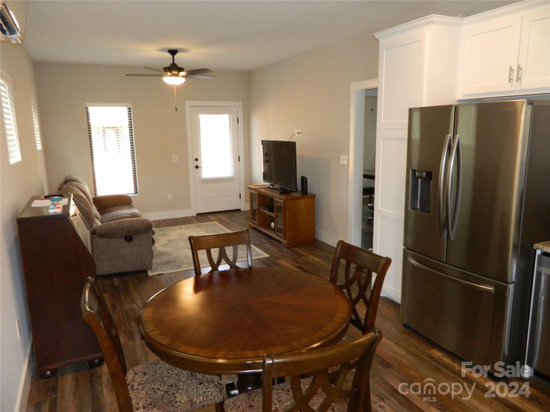 Property image 4 at 28 Cottage Court, Granite Falls, NC 28630