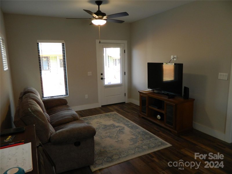 Property image 5 at 28 Cottage Court, Granite Falls, NC 28630