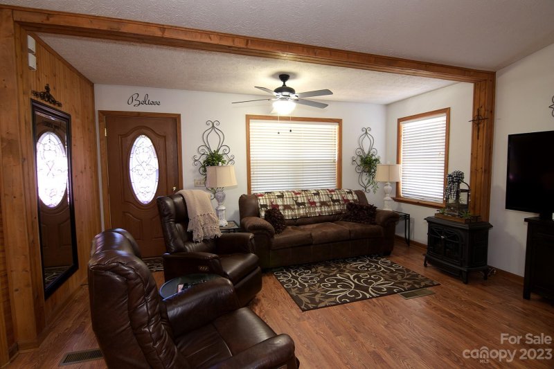 Property image 3 at 91 Summer Place Drive, Waynesville, NC 28785