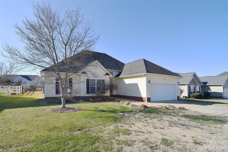 Property image 2 at 3003 Hemby Commons Parkway, Indian Trail, NC 28079