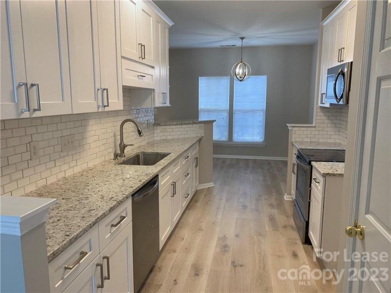 Property image 2 at 137 Talbert Town Loop, Mooresville, NC 28117