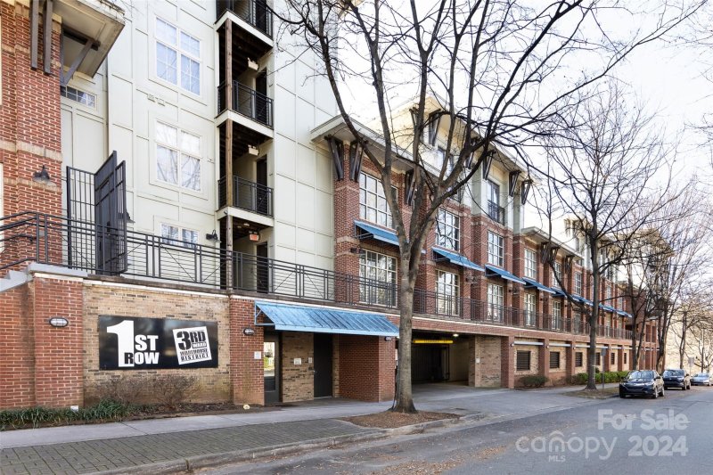 Property image 4 at 1101 W 1st Street, Charlotte, NC 28202