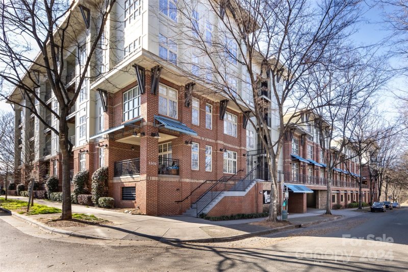 Property image 5 at 1101 W 1st Street, Charlotte, NC 28202