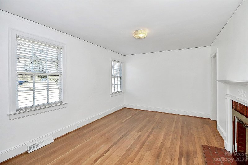 Property image 4 at 2019 Highland Street, Charlotte, NC 28208