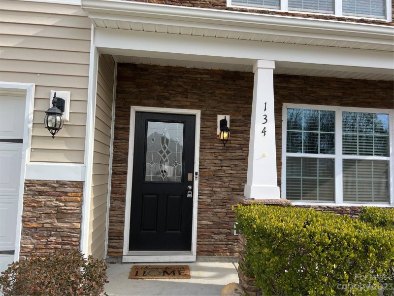 Property image 2 at 134 N Cromwell Drive, Mooresville, NC 28115