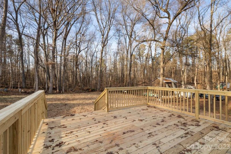 Property image 4 at 8906 Glencroft Road, Mint Hill, NC 28227