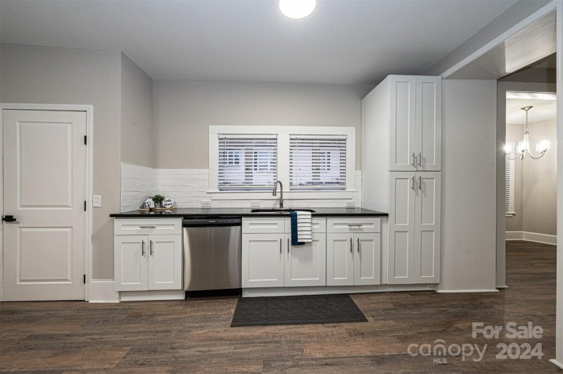 Property image 4 at 424 Main Street, Lenoir, NC 28645