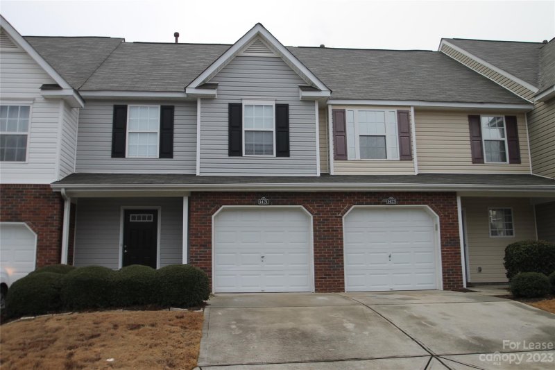1421 Autumn Creek Court