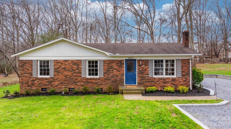 Property image 2 at 4671 Bethel Church Road, Hickory, NC 28602