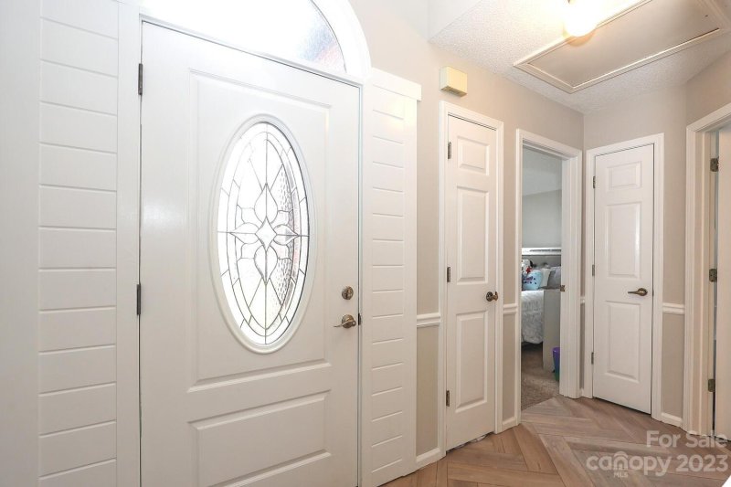 Property image 3 at 2118 Sloan Drive, Charlotte, NC 28208