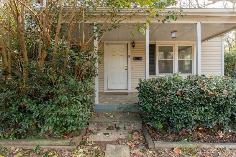 Property image 4 at 1304 Condon Street, Charlotte, NC 28216