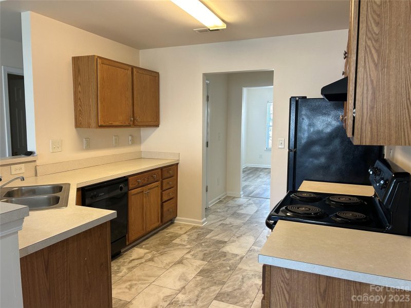 Property image 3 at 900 Swearngan Ridge Court, Charlotte, NC 28216