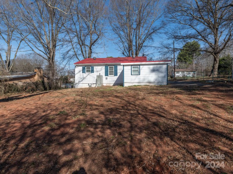 Property image 4 at 405 Telegraph Drive, Gastonia, NC 28056