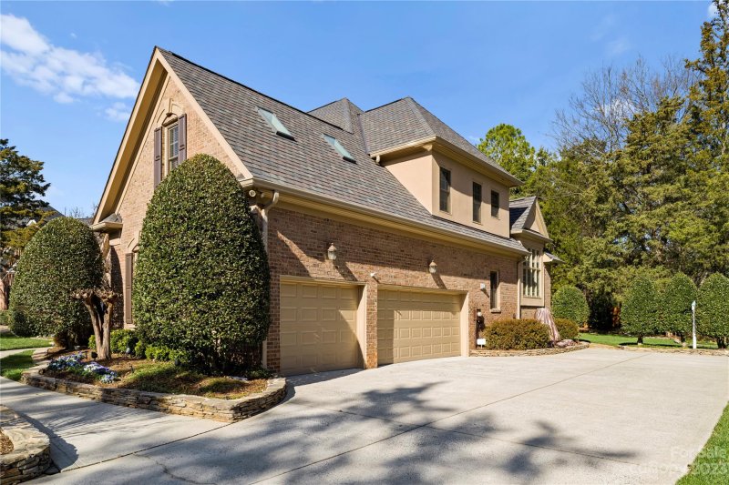Property image 3 at 1709 Rosebank Lane, Charlotte, NC 28226