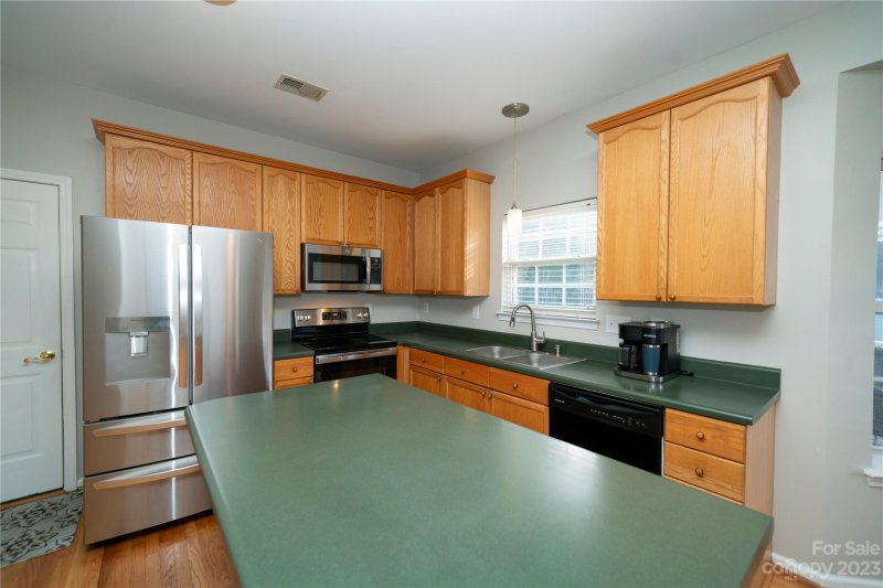 Property image 3 at 13438 Honeytree Lane, Pineville, NC 28134