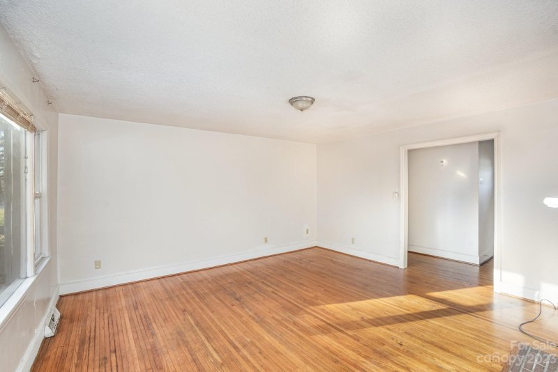 Property image 5 at 1538 Waddell Street, Charlotte, NC 28216