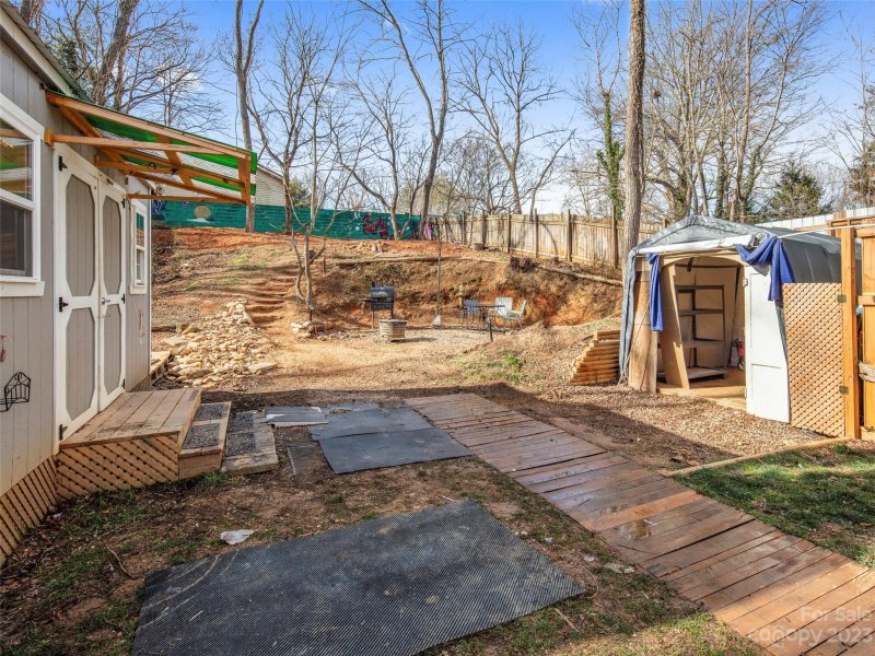 Property image 2 at 41 Branning Street, Asheville, NC 28806