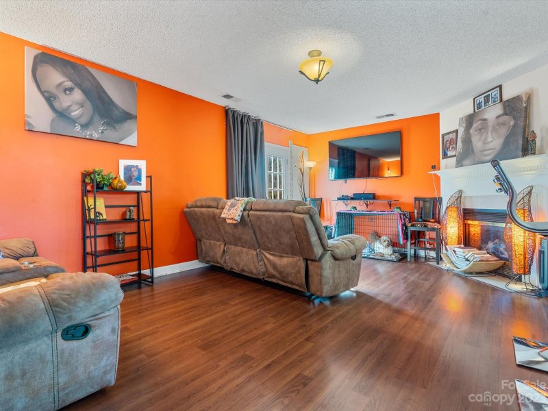 Property image 4 at 1409 Clooney Lane, Charlotte, NC 28262