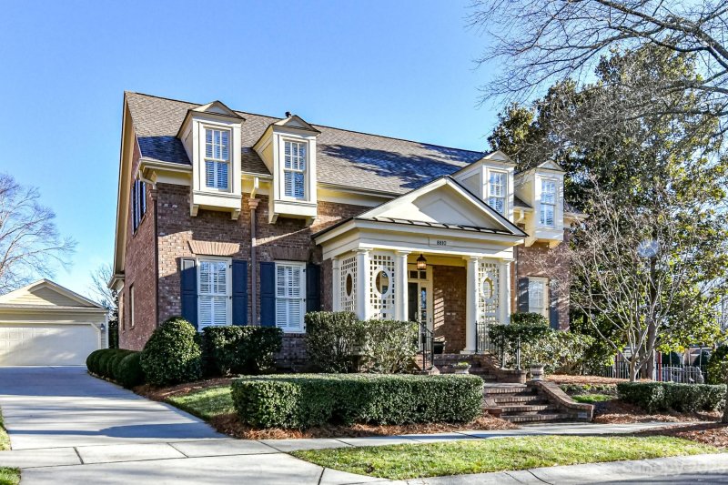 Property image 2 at 8810 Heydon Hall Circle, Charlotte, NC 28210