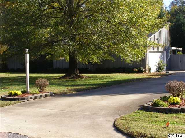 Property image 2 at 102 Saint Gaudens Court, Kings Mountain, NC 28086