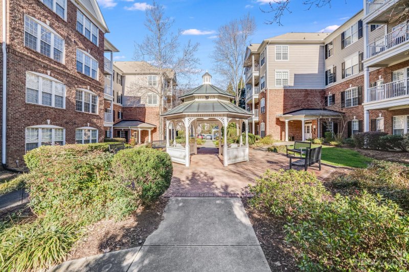 Property image 2 at 3238 Margellina Drive, Charlotte, NC 28210