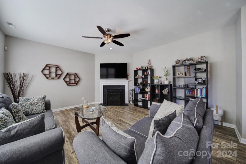 Property image 5 at 4609 Meshack Avenue, Charlotte, NC 28213