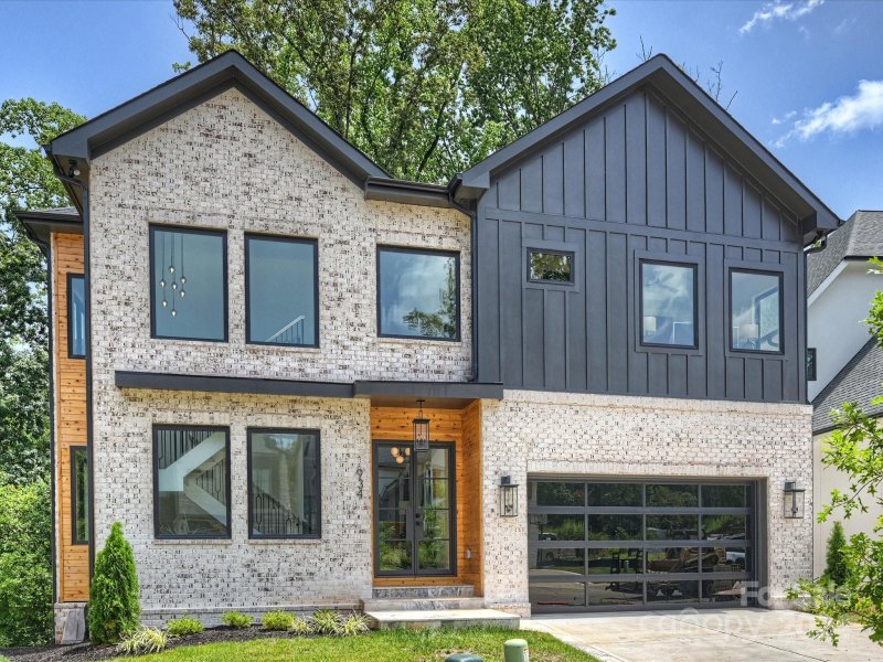 934 Laurel Creek Lane