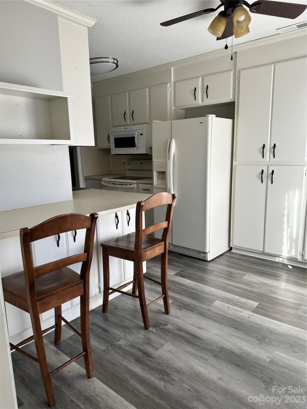 Property image 4 at 464 Ne Camrose Circle, Concord, NC 28025