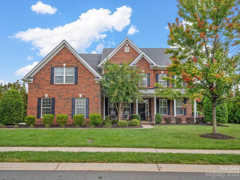 5025 Dockside Court