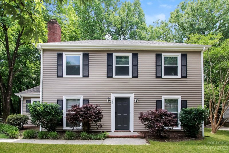 Property image 4 at 2601 Heidleburg Lane, Charlotte, NC 28210
