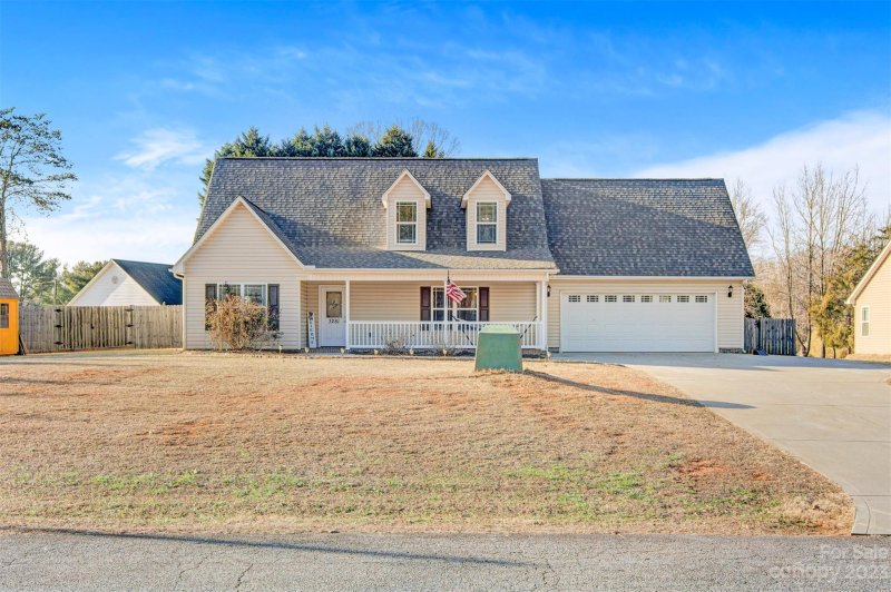 Property image 2 at 3281 Birddog Lane, Maiden, NC 28650