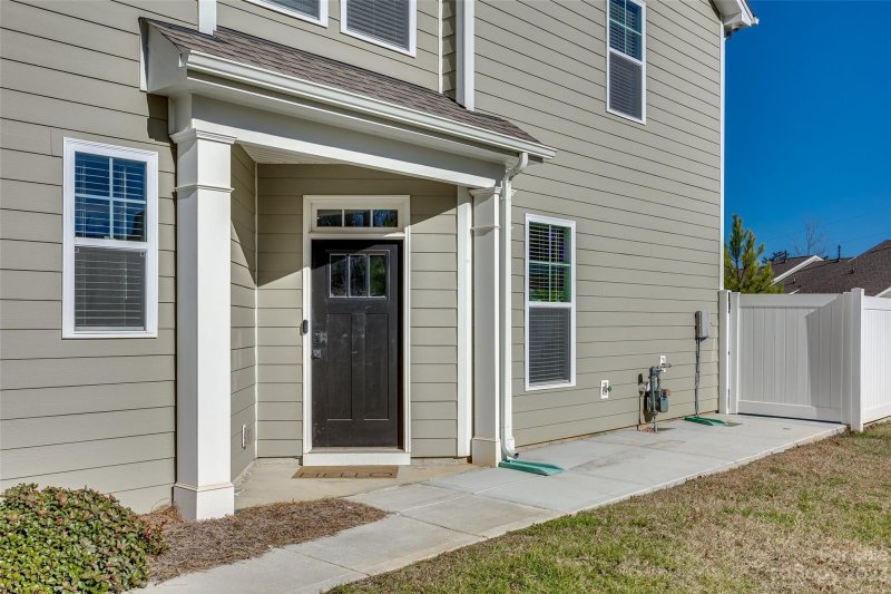 Property image 3 at 626 Cypress Glen Lane, Lake Wylie, SC 29710