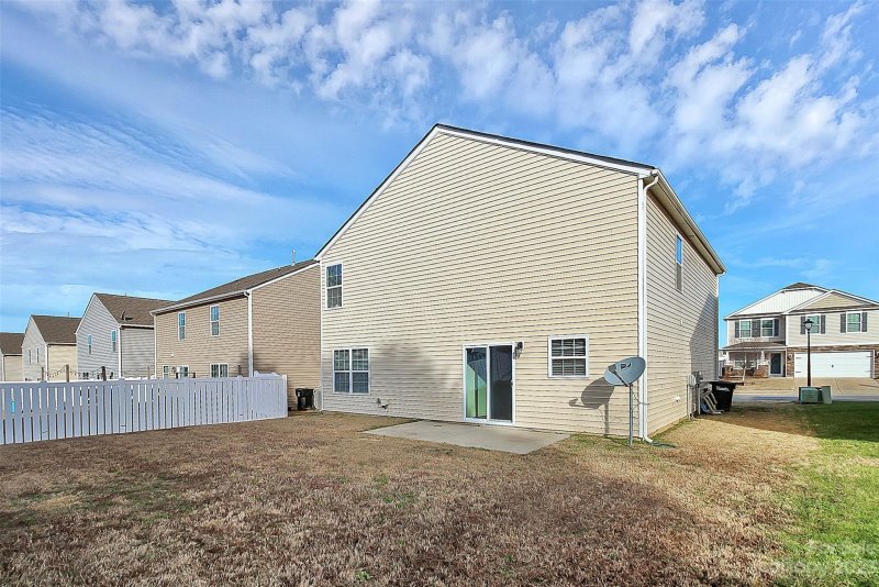 Property image 3 at 1379 Kent Downs Avenue, Concord, NC 28027