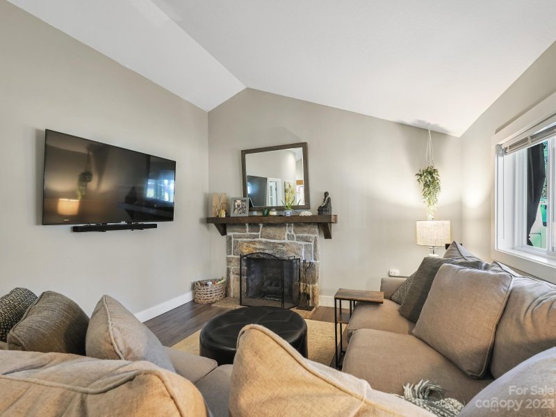 Property image 3 at 174 Locust Court, Arden, NC 28704