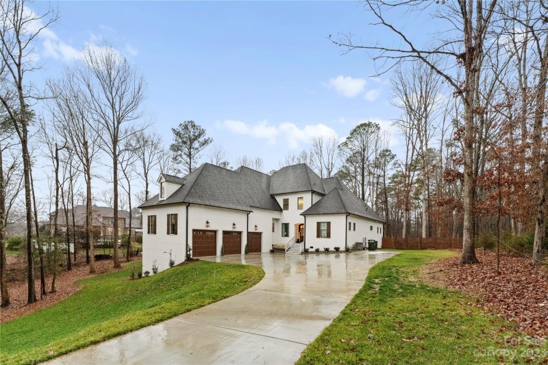 Property image 2 at 365 Stone Cliff Lane, Clover, SC 29710