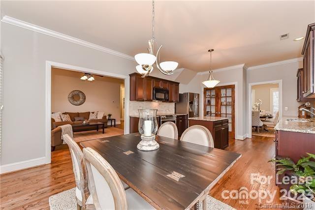 Property image 4 at 3617 Selwyn Farms Lane, Charlotte, NC 28209